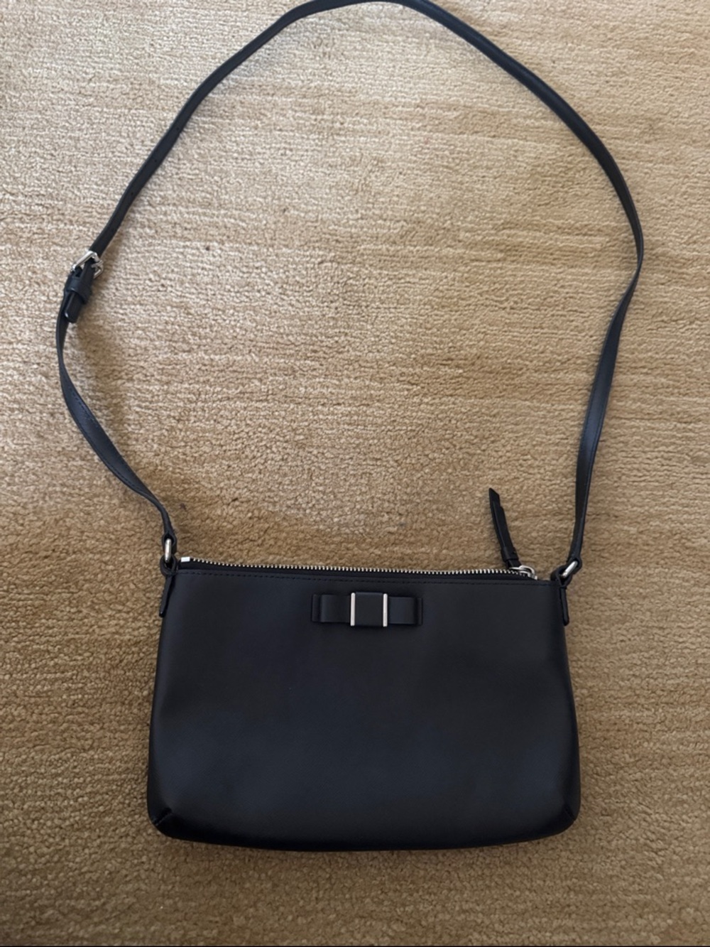 COACH Elegant Black Bow-Accent Leather Crossbody